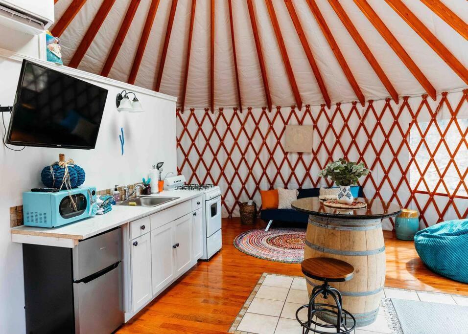 Heated & Ac Yurt Villa Penn Yan Exterior foto